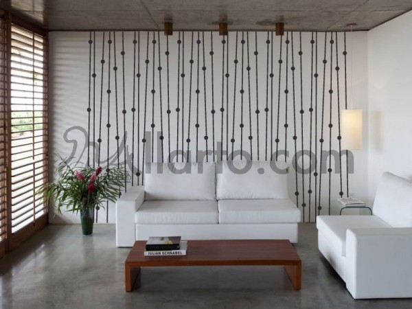 Dotted line pattern